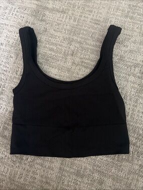 Black Full Tilt Chevron Ribbed Scoop Neck Crop Tank